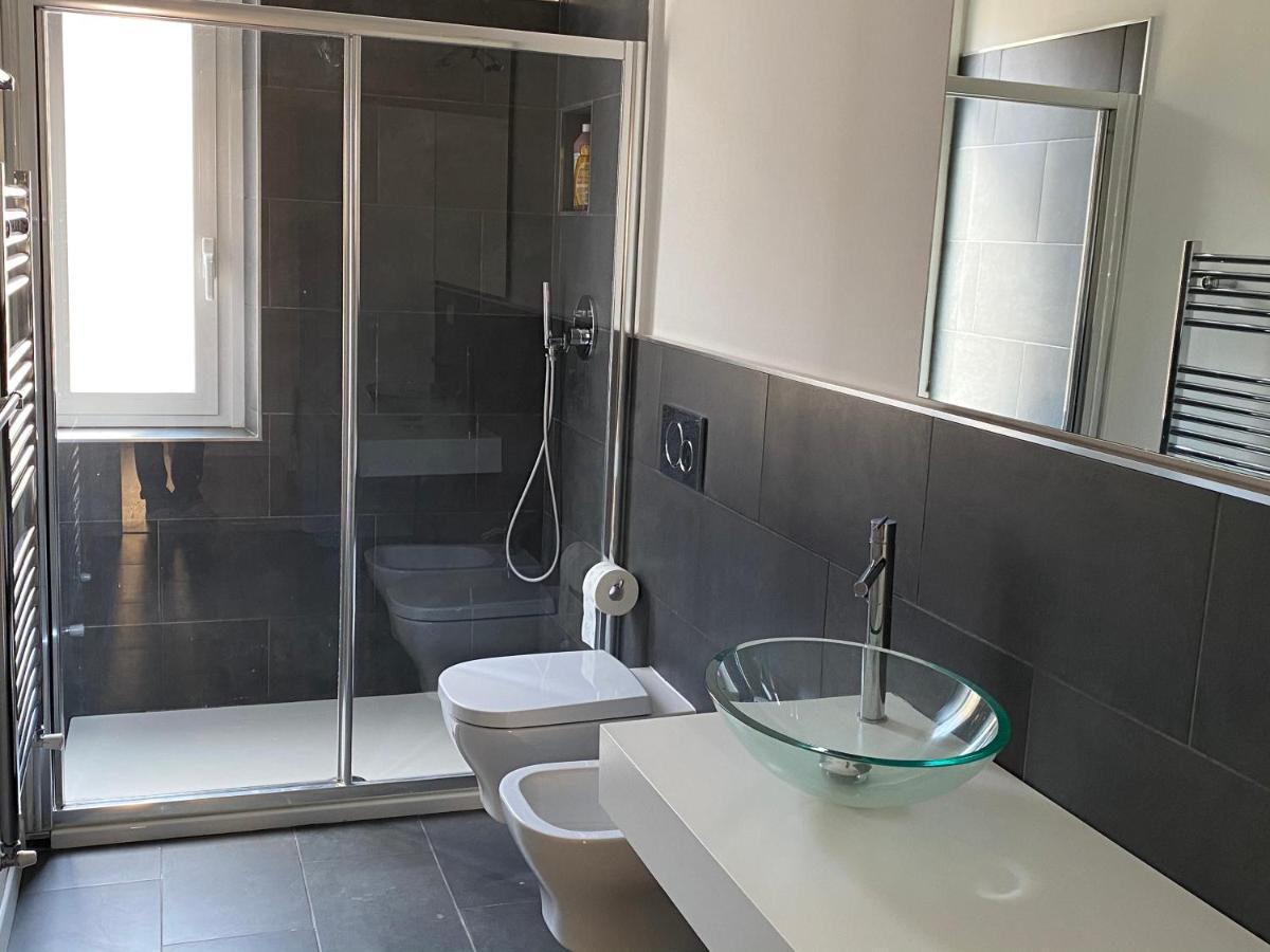 Bright & Spacious Apartment Near Navigli - Ponti Milán Exterior foto